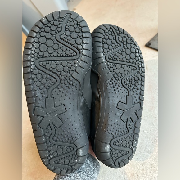 Nike Zoom Pulse Triple Black EUC Sz 7.5 - Picture 6 of 8